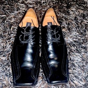 Men’s dress shoe